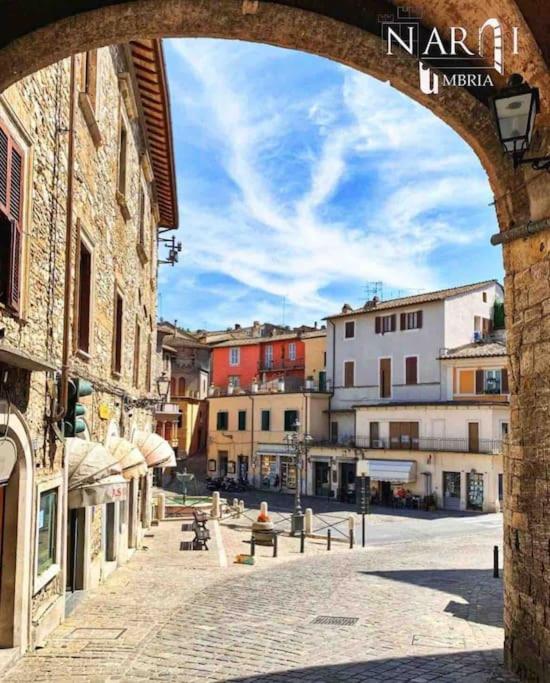 Fresco E Colorato Appartamentino In Narni Scalo المظهر الخارجي الصورة