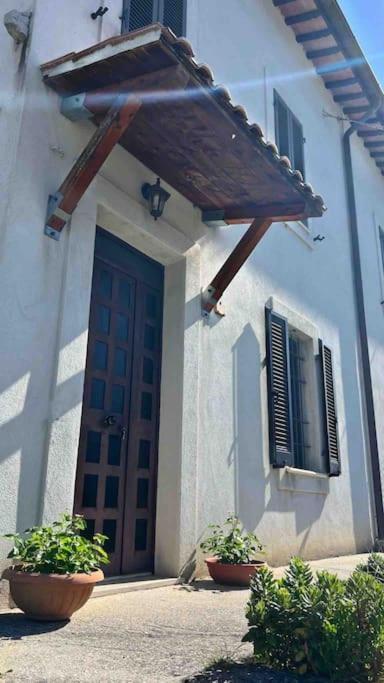 Fresco E Colorato Appartamentino In Narni Scalo المظهر الخارجي الصورة