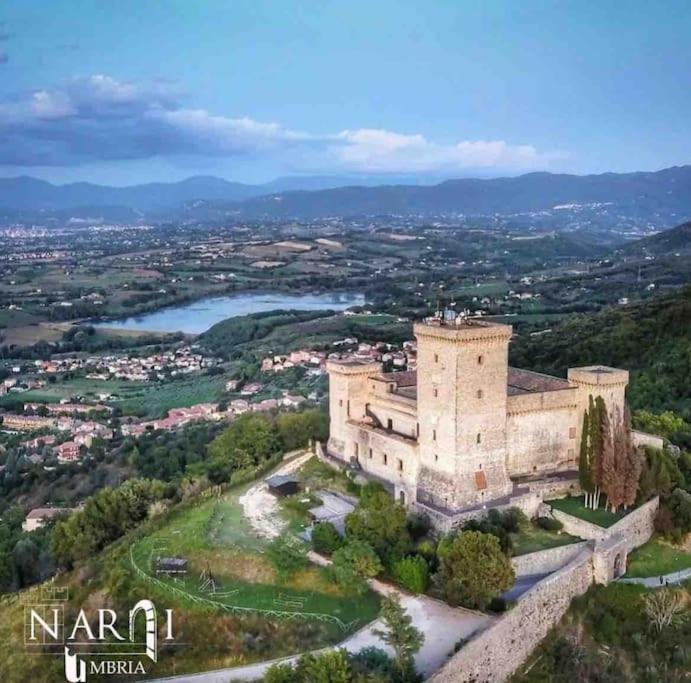 Fresco E Colorato Appartamentino In Narni Scalo المظهر الخارجي الصورة