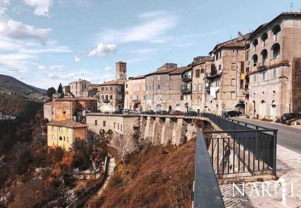 Fresco E Colorato Appartamentino In Narni Scalo المظهر الخارجي الصورة