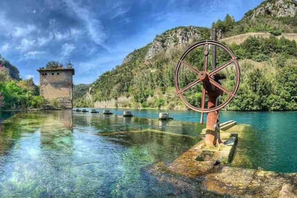 Fresco E Colorato Appartamentino In Narni Scalo المظهر الخارجي الصورة